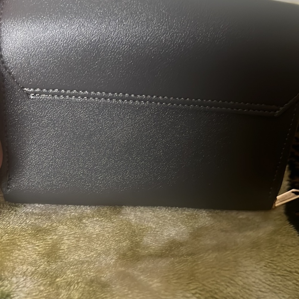 Bag - Picture 2 of 2